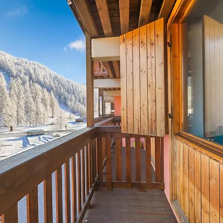 Valleverde 21d In Out - Happy 아파트